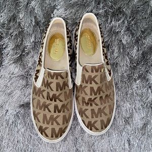 Michael kors slip on
